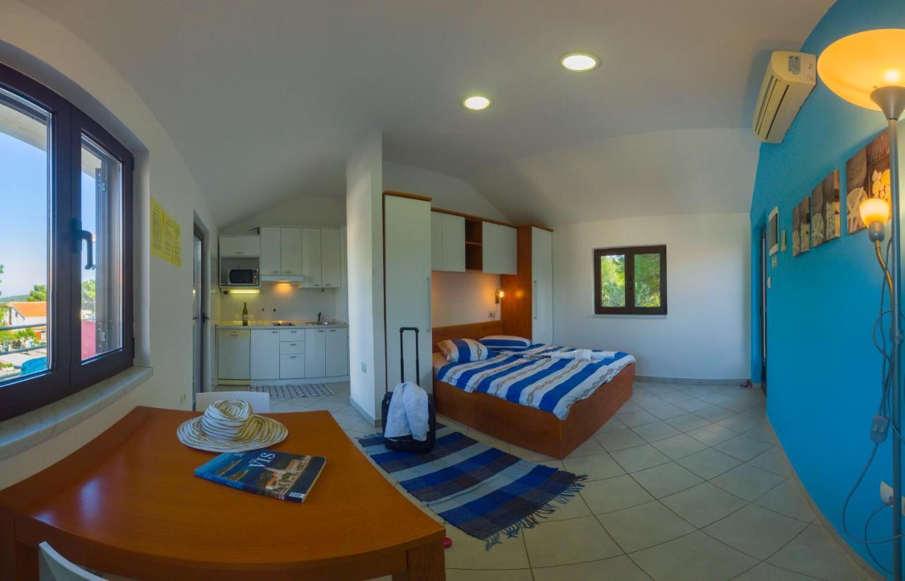 The Sea House Apartments Vis Dış mekan fotoğraf
